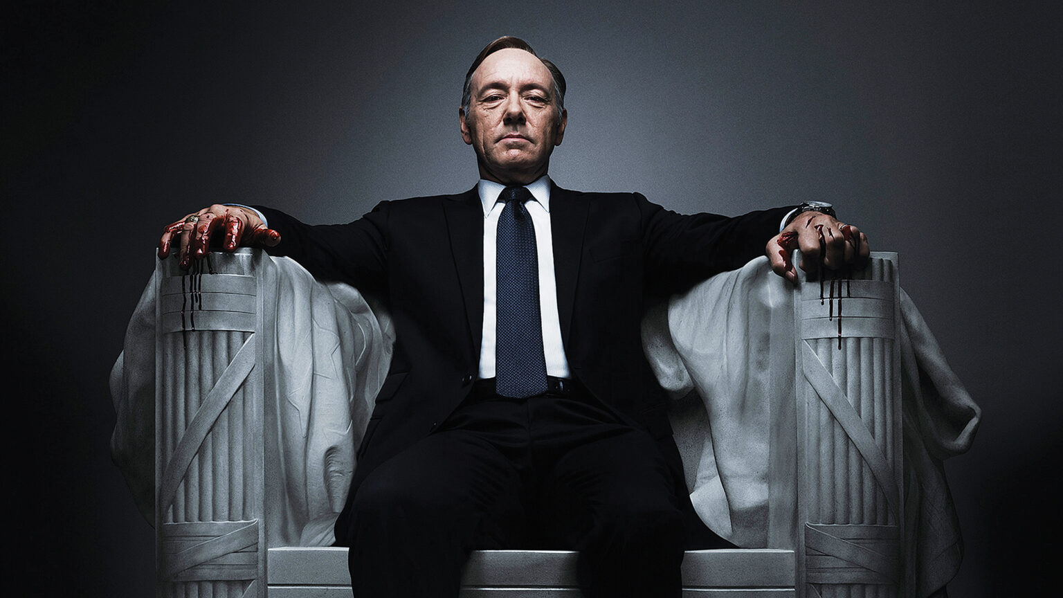 IQ ieškojo atsakymo, kodėl Vakaruose aistras kaitinantis politinių serialų fenomenas Lietuvos kūrėjams kol kas netampa paskata imtis lokalių scenarijų.