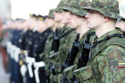 Garsiai paskelbdama apie šauktinius Lietuva laimėjo vieną viešųjų ryšių mūšių, kurie tarptautinėje arenoje nedažnai būna pergalingi.