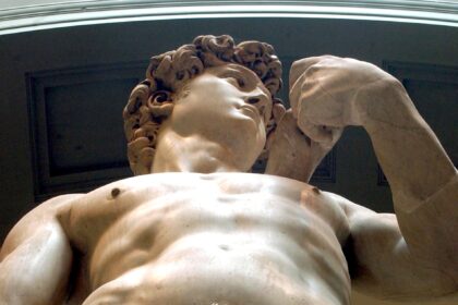 Meno stiliai vieni kitus augina, neigia, žudo ir vėl prikelia – kai kurie lieka mūsų dėmesio paraštėse, o kiti keičia gyvenimus ir atveda prie tikrojo „aš“.