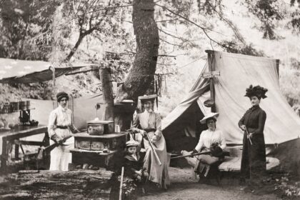 Laukiniuose Vakaruose slypi ir ginklu vykdyta kolonizacijos istorija, ir JAV išskirtinumo šaknys.