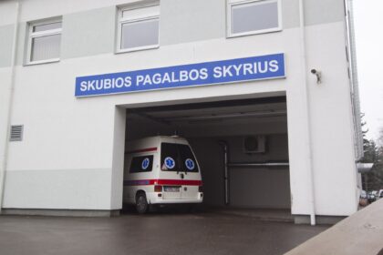 Alkoholio padauginę asmenys jau tampa amžina policijos ir medicinos įstaigų problema. Kadangi blaivyklos Panevėžyje nėra, girtuokliai siautėja ten, kur randa šiltesnį prieglobstį.