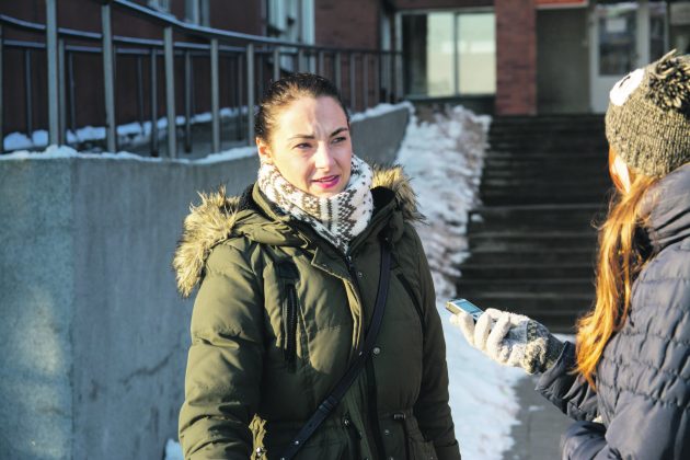 Pasak Aušros, naktiniai autobusai nereikalingi, nes dauguma gyventojų turi automobilius. 