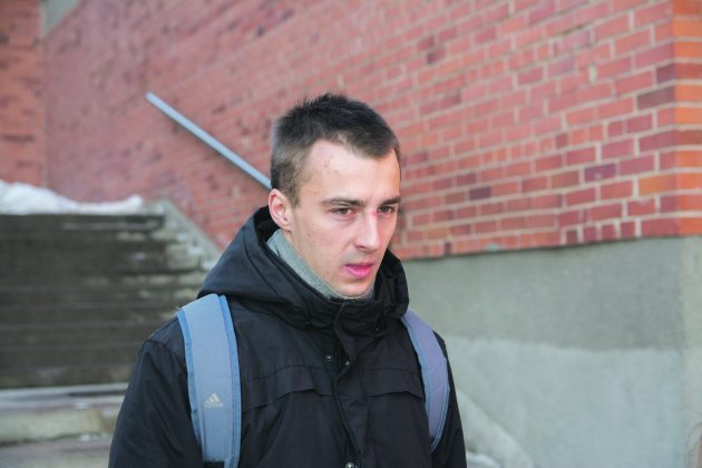 Panevėžietis Tomas įsitikinęs, kad ilgiau važinėjantys autobusai galėtų paskatinti miestiečius dažniau išeiti iš namų.