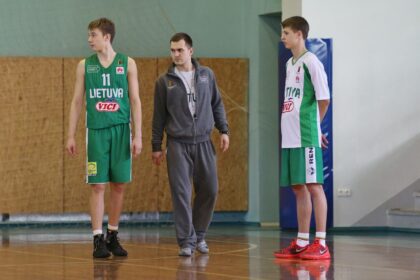 PKL ketvirtfinalyje trečiadienį sužaistos vienerios ketvirtfinalio rungtynės, kuriose PKKSC-3 93:85 (23:26, 33:24, 22:20, 15:15) įveikė KK „Draugai“ ekipą