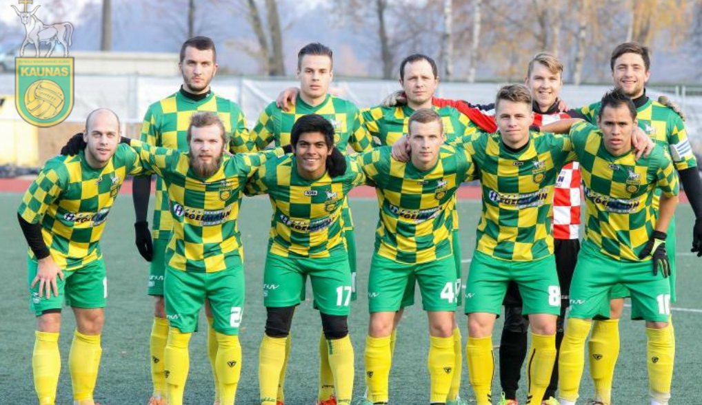 FBK „Kaunas“ klubo stovykloje nekokios naujienos. Pernai metais Pirmoje lygoje dalyvavę geltonai žali šiemet nežais jokiose Lietuvos futbolo pirmenybėse.