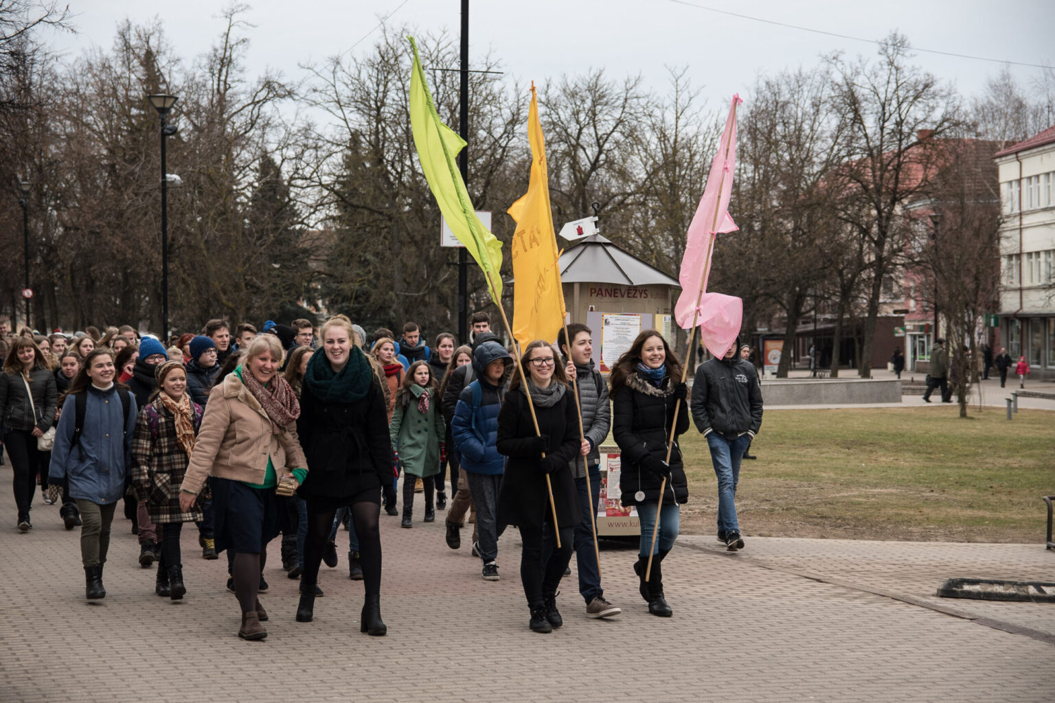 Nors lietuviai šv. Kazimiero dieną įpratę švęsti mugėse, tikintis Panevėžio vyskupijos jaunimas kvietė prisiminti tikrąją šios šventės prasmę.