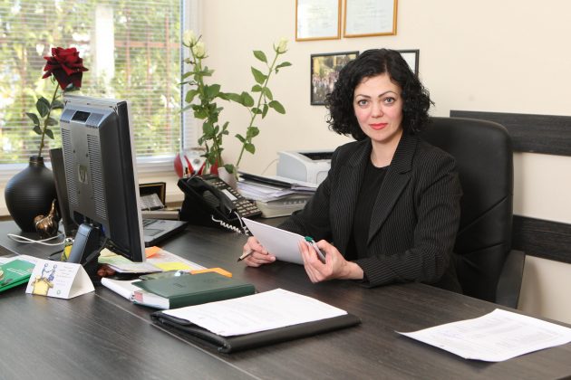 Panevėžio apskrities VPK Migracijos skyriaus viršininkė B. Pliavgienė sako, kad didžiąją dalį mirusių asmenų dokumentų atneša ne gydymo įstaigos, o artimieji. „Sekundės“ archyvo nuotr.