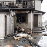 Bernatonių sodų bendrijoje šiandien ryte kilę gaisras nušlavė visą čia ką tik namus pasistačiusios jaunos šeimos turtą.