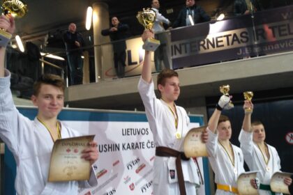 Balandžio 23-iąją Kėdainių arenoje vyko Lietuvos kiokušin karatė jaunučių čempionatas, kuriame dalyvavo 365 sportininkai iš 41 klubo.