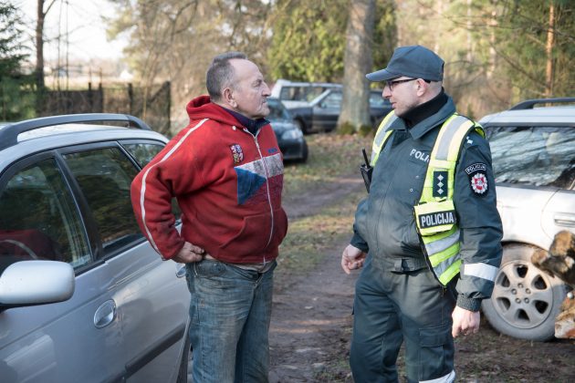  A. Šukys su teisėsauga susiduria nebe pirmą kartą. Už grasinimus jis yra lygtinai nuteistas vieneriems metams.