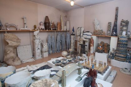 Su įspūdingu Panevėžio dailės galerijos keramikos lobynu susipažinęs Europos keramikos miestų asociacijos vadovas pakvietė Aukštaitijos sostinę prisijungti.