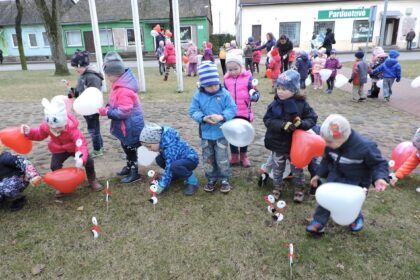 Ramygalos lopšelis-darželis „Gandriukas“ gandrines šventė netradiciškai. Ši lietuvių senolių minima diena darželyje virto visa edukacinių renginių savaite.