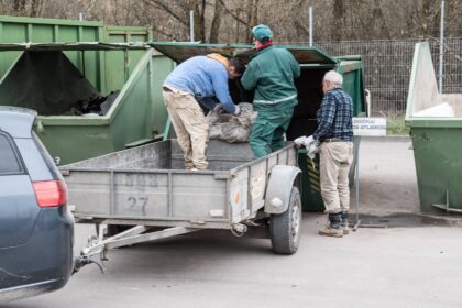 Bandantiems priprasti prie pakelto mokesčio už šiukšlių išvežimą panevėžiečiams gresia dar viena finansinė staigmena.