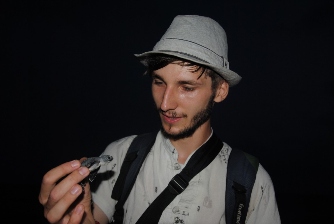 Vienas pagrindinių panevėžiečio kelionės tikslų – išvysti laisvėje gyvenančius vėžliukus. 