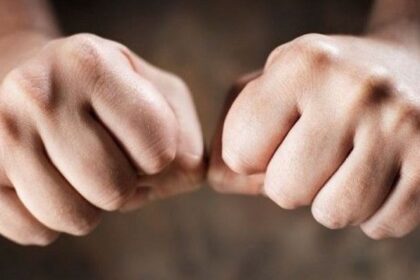 Naktį lankytis alaus bare ir tikėtis nepatekti į konfliktines situacijas veikiausiai yra naivu. Tačiau norinčių panaktinėti Panevėžyje netrūksta.