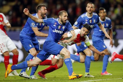 Antrajame Čempionų lygos pusfinalyje svarbią pergalę 2:0 iš Monako išsivežė Turino „Juventus“ klubas.