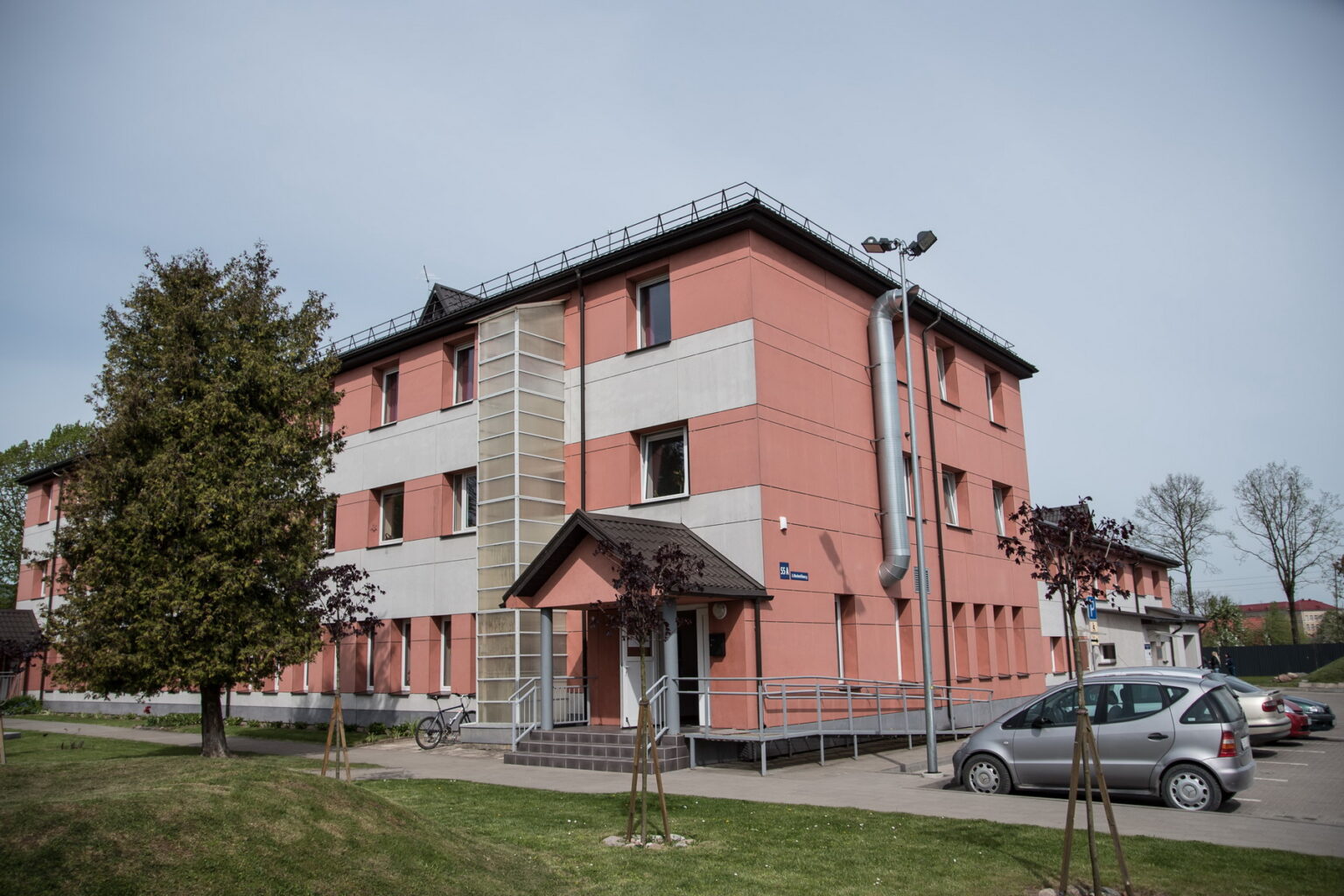 Mįslingai Panevėžio socialinių paslaugų centrą apiplėšusių vagių pėdsakus kriminalistai aptiko upėje.