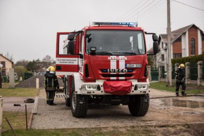 Sekmadienio vakarą Panevėžio ugniagesiai skubėjo į Ramygalos seniūniją, Aukštadvario kaimą. Gautas pranešimas, kad čia dega namas.