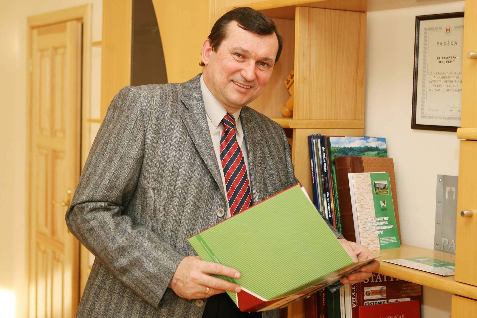 Iš dešimties Panevėžio savivaldybės valdomų įmonių daugiausia metų vadovo kėdėje skaičiuoja Panevėžio butų ūkio direktorius Gintaras Ruzgys, į šias pareigas paskirtas dar 1990-aisiais.