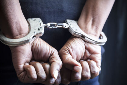 Panevėžio miesto apylinkės teisme nuosprendis paskelbtas 22 metų pasvaliečiui T.K., kuris sukėlė eismo įvykį kelyje Panevėžys – Pasvalys – Ryga.