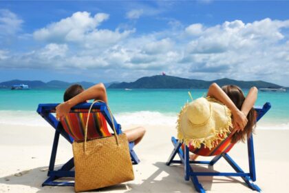 Kad atostogos neapkarstų ir po jų į darbą grįžtumėte pailsėję, specialistai perspėja, jog privalu iš anksto pagalvoti apie gresiančius pavojus sveikatai.