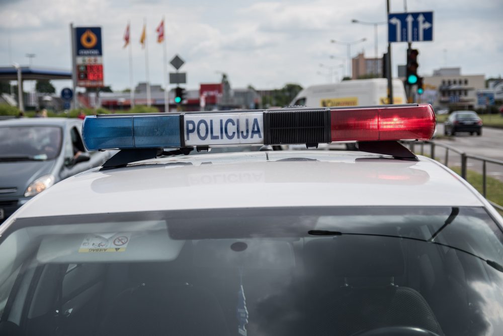 Panevėžio aplinkkelyje nuo kelio nuvažiavusiame vilkike rastas miręs vairuotojas.