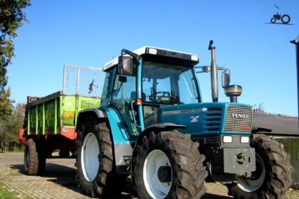 Pirmadienio vakaras Liberiškio žemės ūkio bendrovės darbuotojui baigėsi neįprastai – važiuodamas traktoriumi jis atsidūrė tvenkinyje.