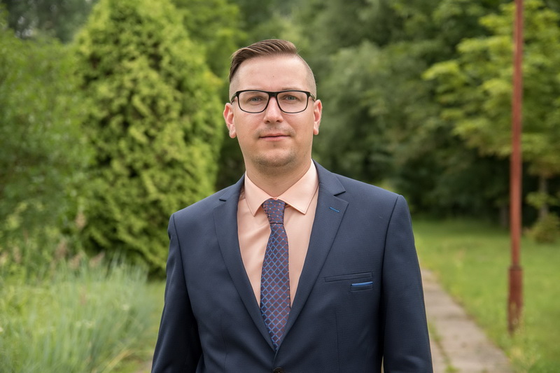 Panevėžio priklausomybės ligų centro direktoriaus pavaduotojas Darius Mačiulis teigia, kad į taurelę įnikusių žmonių kasmet daugėja, ypač jaunų, bet jau turinčių ne vienerių metų gėrimo stažą. T. ŠIAUDINIO nuotr. 