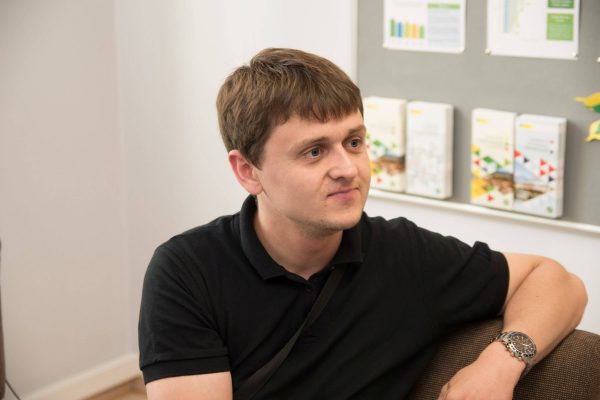 J. Rožėnas nuo rudens planuoja tęsti mokslus mokykloje, nes be išsilavinimo darbdaviai jam siūlo tik minimalų atlyginimą, iš kurio be tėvų pagalbos neįmanoma išgyventi. T. Šiaudinio nuotr.