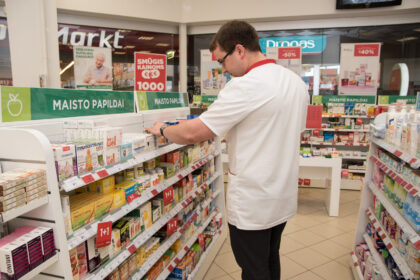 Pirmadienį įsigaliojo naujas kompensuojamųjų vaistų kainynas. Jame nelieka dalies anksčiau kompensuotų vaistų, nes jų gamintojai nesutiko nuleisti kainos pagal naujas Vyriausybės nustatytas ribas.