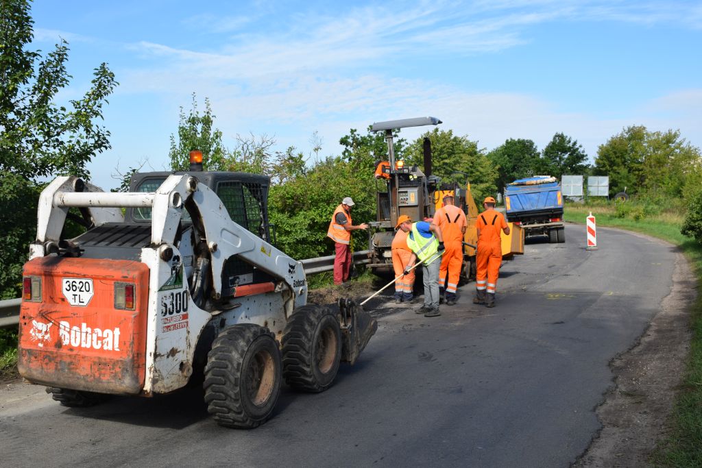 Išgarsėjęs dėl kojomis gatvėse lopomų duobių Panevėžio kelininkai imasi taisyti savo pašlijusį įvaizdį.