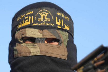 Technologijų milžinės užsipuolamos, kad sukuria palankią terpę terorizmui. Ne visi priekaištai pelnyti, bet bendrovės galėtų padaryti daugiau.