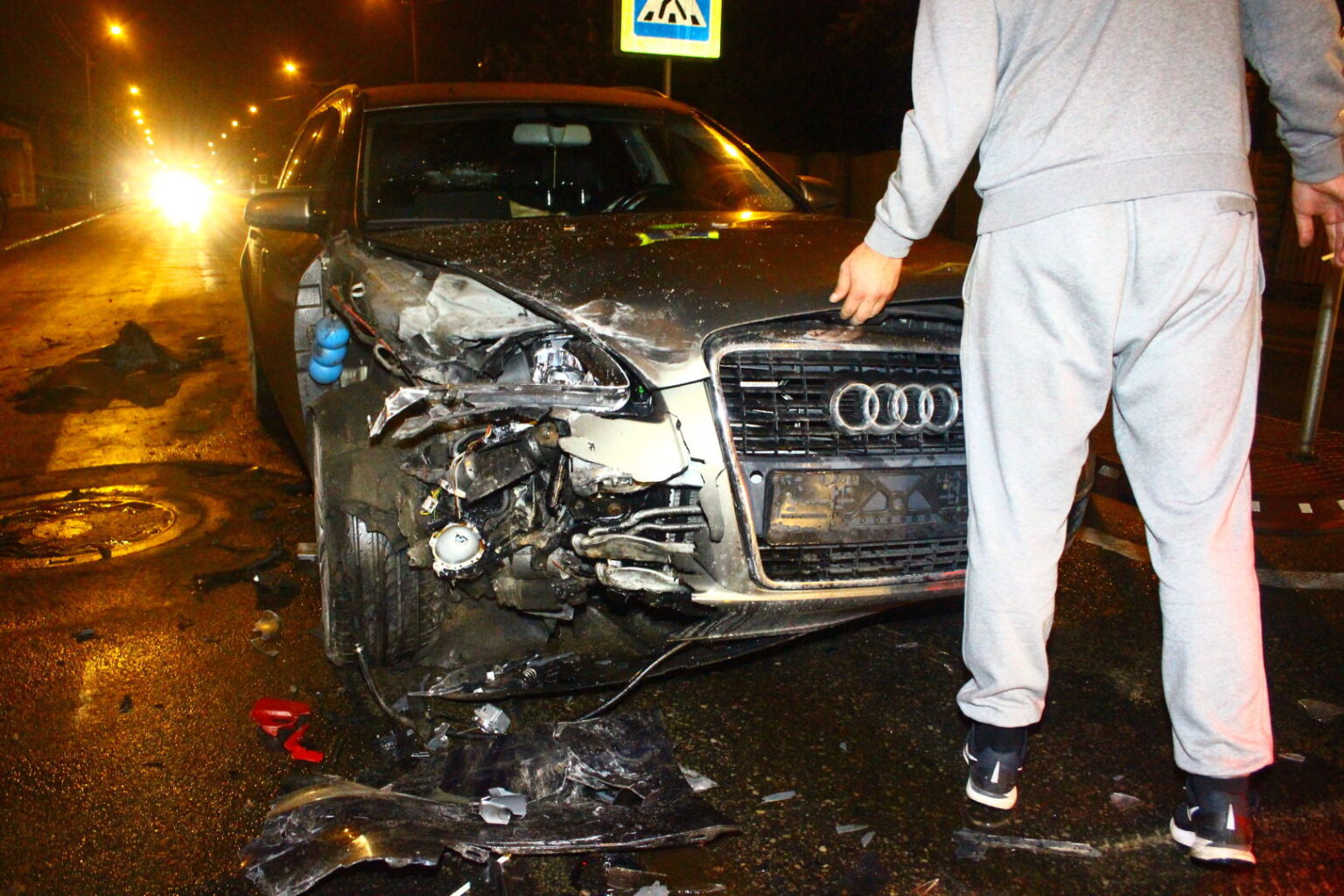 Pirmadienio vakarą Smėlynės ir Vilties gatvių susidūrė du „Audi“ markės automobiliai.