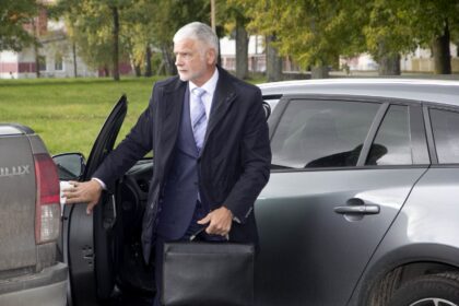 Ministras ūkininkų nepaguodė