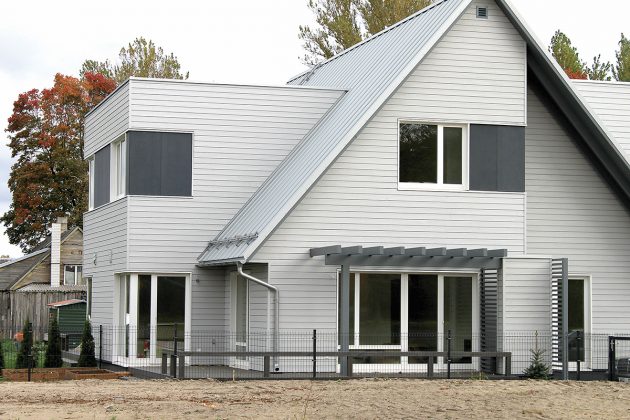 Kenkėjai karkasiniame name