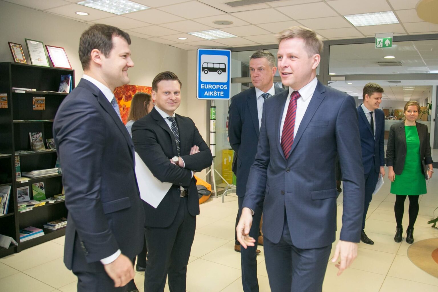 Daugiausia narių taryboje turintys liberalai nusprendė nebetęsti darbo koalicijoje su konservatoriais.