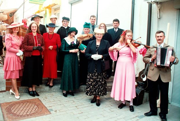 . Aukštaitiškas dainas atliekantis folkloro ansamblis „Raskila“ netrukus minės 30 metų įkūrimo sukaktį.