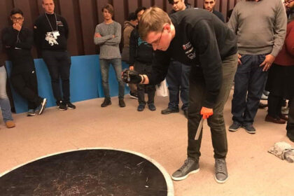 Prieš pat Kalėdas panevėžietis Giedrius Liaučys sugrįžo iš Japonijos, kur dalyvavo pasaulinio lygio sumo kovose.