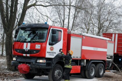 Galingas sprogimas pirmadienį sudrebino gamyklą Kupiškyje.. Ketvirtadienį po pietų užsiliepsnojo Panevėžio rajone esančios Liberiškio žemės ūkio bendrovės grūdų džiovykla. Atvykus ugniagesiams gelbėtojams, ji jau degė atvira liepsna.