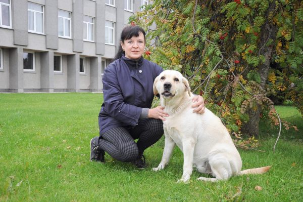 R. Liberienė jau devyniolika metų rūpinasi ne tik Panevėžio, bet ir aplinkinių rajonų beglobiais gyvūnais. "Sekundės" archyvo nuotr.