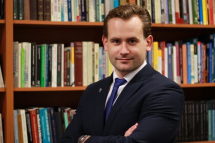 Pagrindinė Vyriausybės kryptis kovojant su šešėliu buvo efektyvesnis pažeidėjų identifikavimas, kontrolė ir baudos. Ar naujoji kryptis gali jį sumažinti?