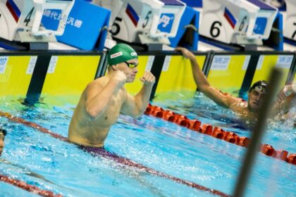 Kopenhagoje vykstančiame Europos plaukimo čempionate trumpajame 25 m baseine panevėžietis plaukikas Danas Rapšys iškovojo pirmąjį Lietuvos delegacijos medalį.