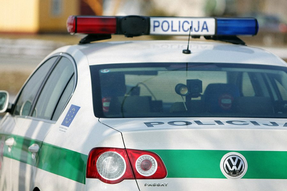 Biržų rajono apylinkės teismas paskelbė nuosprendį baudžiamojoje byloje, kurioje 38 metų Biržų rajono policijos komisariato tyrėja L. Z. buvo kaltinama dėl nusikalstamo nerūpestingumo netinkamai atlikusi tarnybines pareigas.