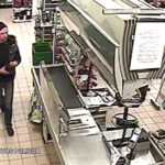 Sausio 3 d. 16.03 val. Panevėžio r., Ramygaloje, Dariaus ir Girėno g., nenustatytas vyriškis iš maisto prekių parduotuvės pavogė 5 loterijos bilietus.