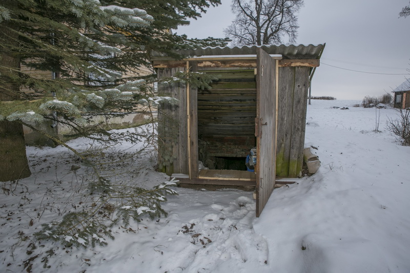 Senojo Mitkų namo požeminiame rūsyje už savo veiklą negailestingai persekiotas Jurgis Bielinis glaudėsi ne sykį. MITKŲ ŠEIMOS ARCHYVO nuotr.