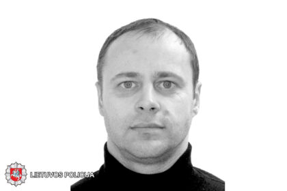 Gruodžio 31 d. apie 13.15 val. Nerijus Pliekaitis (gim. 1978 m.) Panevėžyje, prie vienos maisto prekių parduotuvės, išlipo iš automobilio ir dingo be žinios.