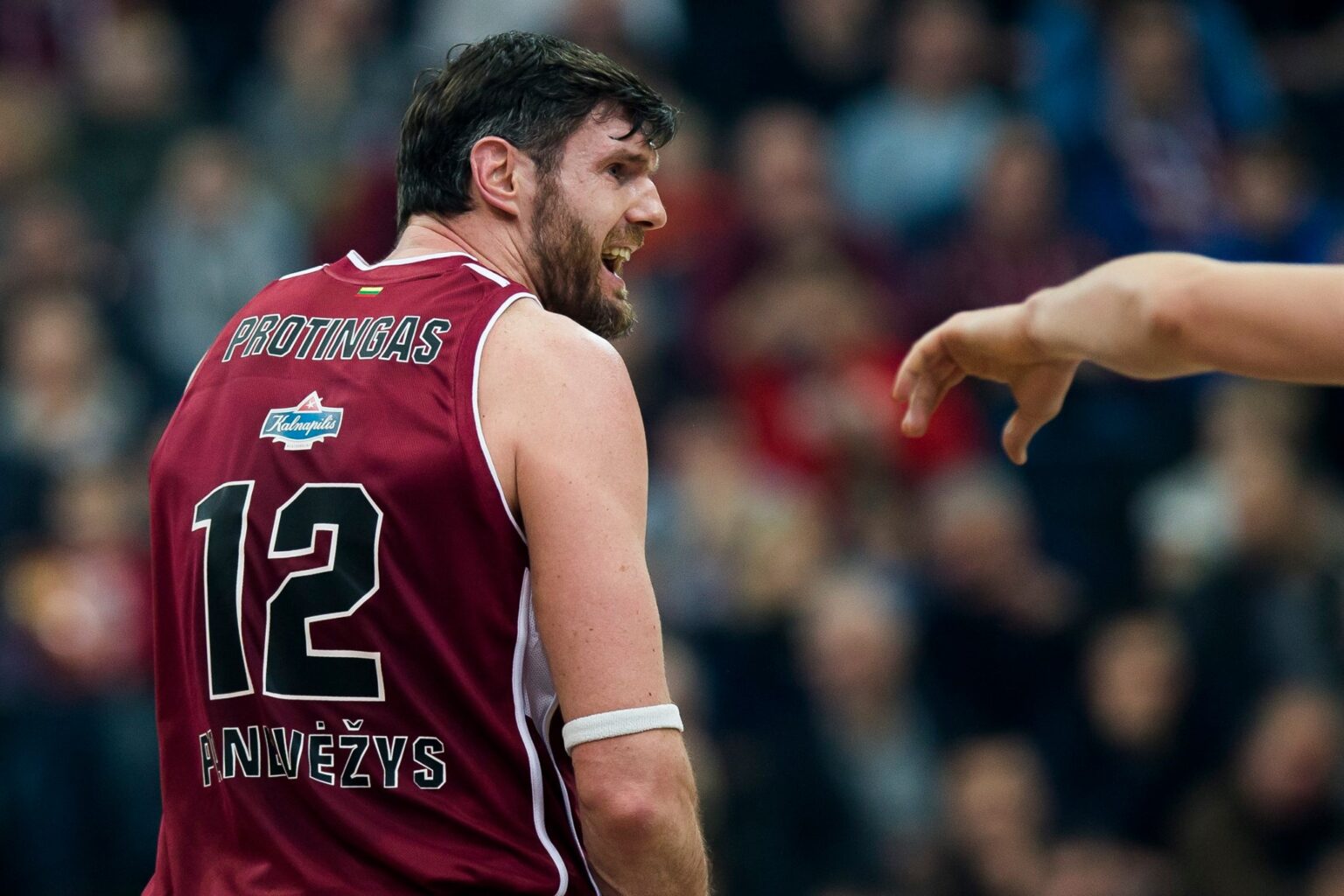 Šiandien Panevėžio „Lietkabelis“ namuose LKL rungtynėse susitiko su Pasvalio „Pieno žvaigždžių“ ekipa. Susitikimą rezultatu 100:91 (25:28, 22:18, 30:22, 23:23) laimėjo panevėžiečiai. „Lietkabelis“ pagaliau nutraukė penkerių pralaimėtų rungtynių seriją.