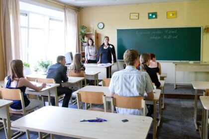 Šiųmečiai abiturientai brandos egzaminus laikys jau kitaip, nei pernykščiai. Ir didesnė dalis pokyčių bus susiję su lietuvių kalbos bei literatūros egzaminais.