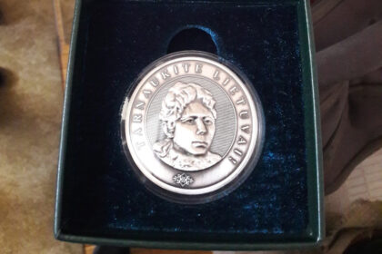 Gabrielės Petkevičaitės-Bitės atminimo medaliais „Tarnaukite Lietuvai“ bus apdovanoti šešiolika laureatų, pirmadienį nusprendė kandidatų vertinimo komisija.