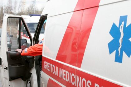 Penktadienio rytą į Panevėžio ligoninę, Reanimacijos skyrių, su politrauma atgabentas jaunas vyras iš Gegužinės kaimo. Jis susižalojo dirbdamas pas vietos ūkininką. Įvykiu susidomėjo ir Valstybinė darbo inspekcija.